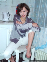 Horny russian teen kitchen photo session