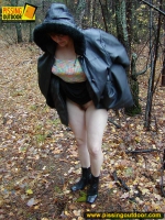 Amateur outdoor pissing in autumn