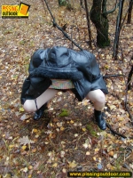 Amateur outdoor pissing in autumn