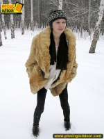 Winter outdoor pissing teen