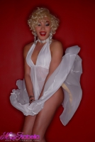 Mia Isabella As Marilyn
