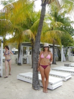 Bikiniwomen from facebook 8.