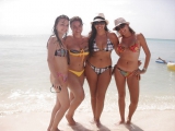 Bikiniwomen from facebook 8.