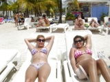 Bikiniwomen from facebook 8.