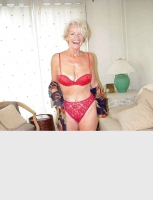 MORE MATURE TnA