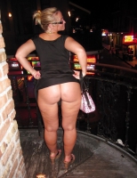 MILF I WOULD LOVE TO FUCK