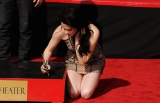 Kristin stewart kneeling