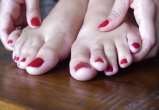 French Teen\'s Feet