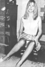 Range #12 (Vintage Mag)