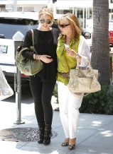 Hilary Duff out to lunch in Beverly Hills