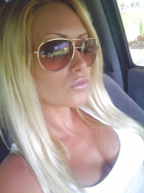 Really hot bimbos!