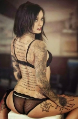 Latex lesbian oiled