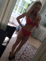 British blonde with big tits - naked Whatsapp uk selfies