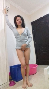 Sheraine Pornstar Hottest Pose In Gray Dress