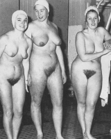 Hairy pretty women on retro porn pics 7!
