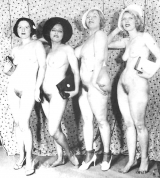 Hairy pretty women on retro porn pics 7!