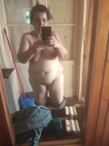 granny shows pussy