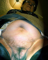 granny shows pussy