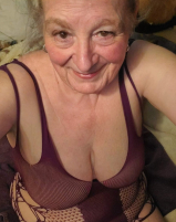 Beautiful old saggy wife in purple fuckin herself