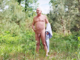 je suis nu dans la nature