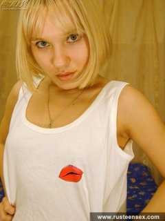 Teen and dildo - N