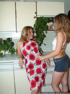 Three virgins' lesbian party - N