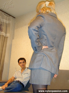 Pantyhose loving couple enjoy fetish fuck - N