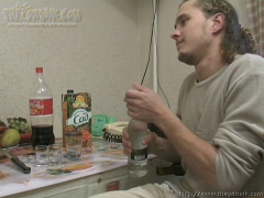 Blond sucker - N