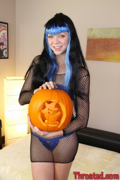 Sexy Halloween Deepthroat - N