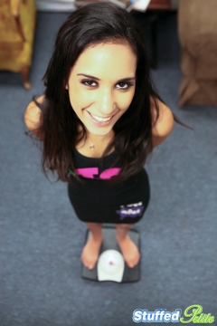 Petite Tia Cyrus hardcore - N