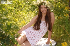 Hottie in the woods - N