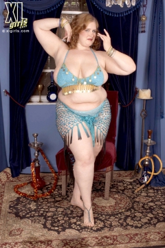 Deep-Cleavaged Bellydancer - N