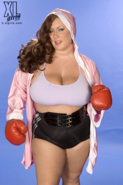 Topless Tussle - N