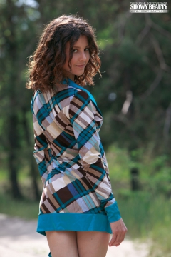 Cutie strips outdoors - N