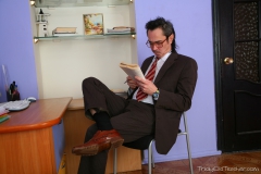 One man who works - N
