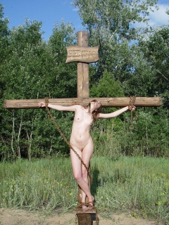 Rud's Crucify 3 - N