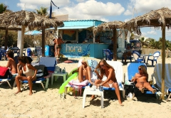Nudist and naturist - N