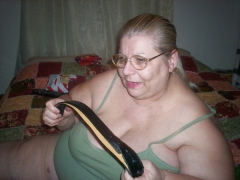 Any one want a spanking - N