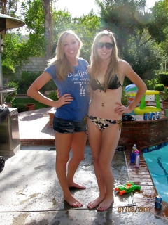 Cute Teens -Mouth Wide Open - N