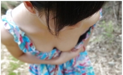 Chinese girl flashing pussy in public - N