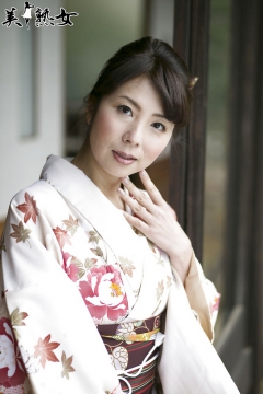 SEXY Kimika Ichijo (MILF) - N