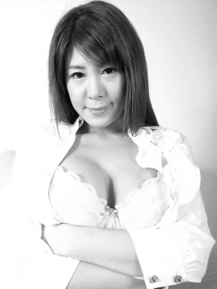 Amazing Nipples - N