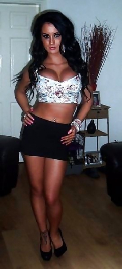 Slut brunette - N