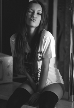 Hot bw 32 by petra - N