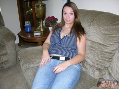 Big Breasted Amateur Chubby Babe Models Nude - N