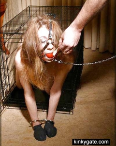 Amateur Slaves locked up in cages - N
