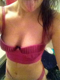 Iphone teen selfie nudes - She was home alone and it was tim - N