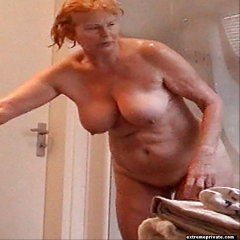 Grannies and moms-in-laws caught on spy camera - N