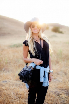 Lyndi Kennedy - N
