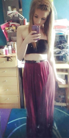 Juicy amateur teen nudes - tight and skinny blonde selfies - N